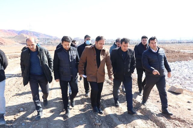 بررسی آخرین وضعیت شهرک جوانان تبریز در بازدید شهردار