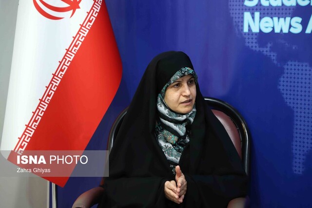 ایران آهور: باید بپذیریم که خانهداری، شغل است