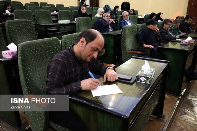 کاهش ۷۸ درصدی تخلفات آرد و گندم در تبریز/زمان خرید نان به ۱۱ دقیقه کاهش یافته است