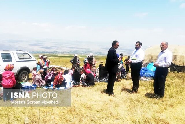 عشایر نماد و طلایهداران اقتصاد مقاومتی کشور هستند