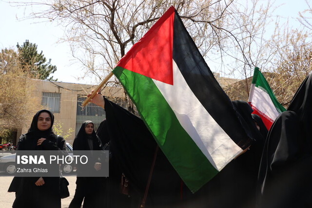دشمن هرگز تصور نمیکرد که با انبوهی از موشکها و پهبادهای ایران اسلامی مورد هدف قرار گیرد