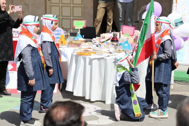 نواخته شدن زنگ سلامت در مدارس آذربایجان شرقی