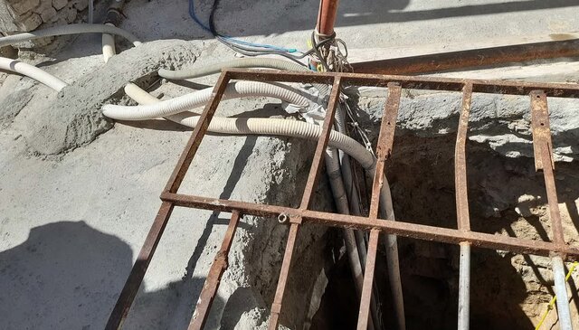 کشف محل حفاری غیرمجاز در شهرک شهید چمران تبریز کشف محل حفاری غیرمجاز در شهرک شهید چمران تبریز