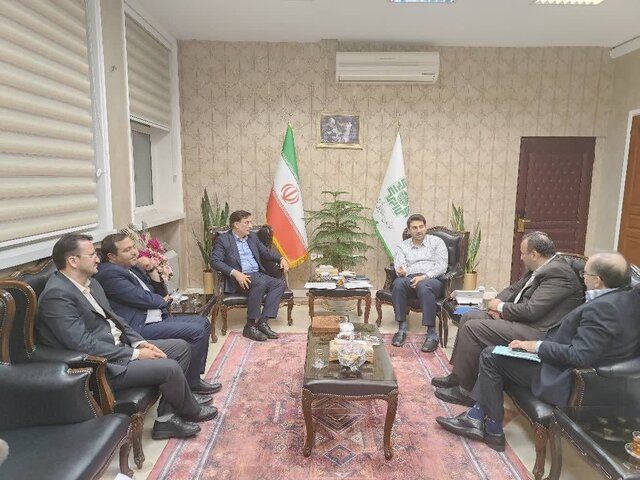 درخواست اجرایی شدن معافیت تولیدکنندگان از پرداخت ارزش افزوده در منطقه آزاد ارس درخواست اجرایی شدن معافیت تولیدکنندگان از پرداخت ارزش افزوده در منطقه آزاد ارس