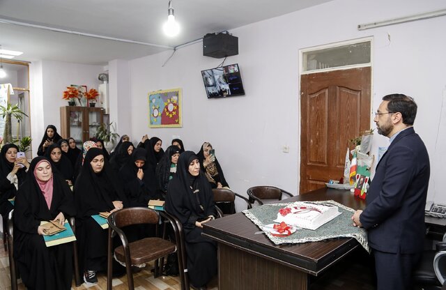 در زندگی قرآنی، گمراهی راه ندارد در زندگی قرآنی، گمراهی راه ندارد