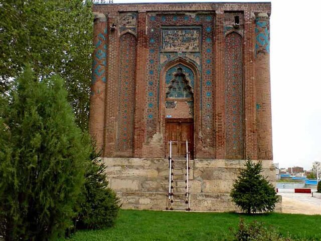 مراغه، مهد شاهکار معماری با گنبدهای تاریخی