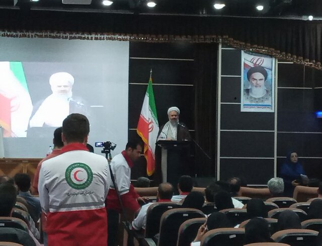 خدمت به مردم والاترین افتخار امدادگران هلال احمر است