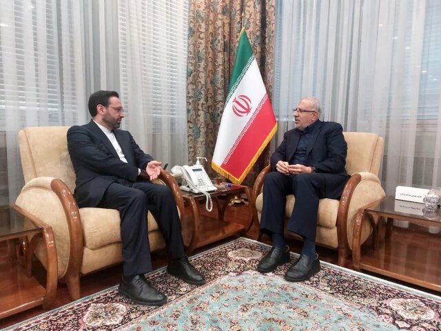 دستور وزیر نفت بر تسریع در پرداخت اعتبارات این وزارتخانه در جریان دومین سفر استانی رئیس جمهور دستور وزیر نفت بر تسریع در پرداخت اعتبارات این وزارتخانه در جریان دومین سفر استانی رئیس جمهور
