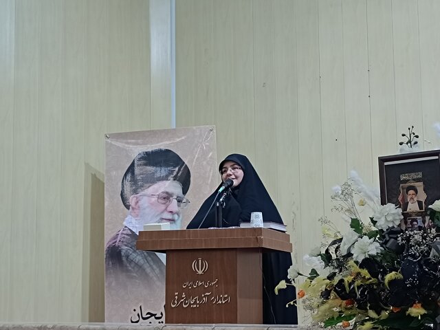 نقشآفرینی زنان از درون خانواده تا امتداد تاریخ ادامه دارد نقشآفرینی زنان از درون خانواده تا امتداد تاریخ ادامه دارد