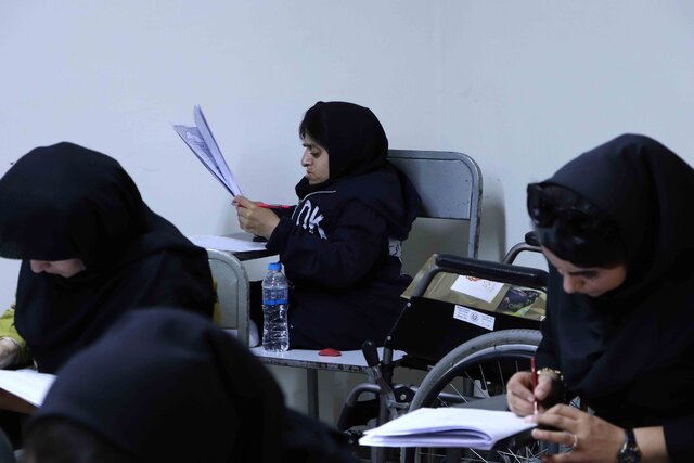 شرکت ۶۸۶ نفر در آزمون استخدامی اختصاصی معلولان در تبریز 