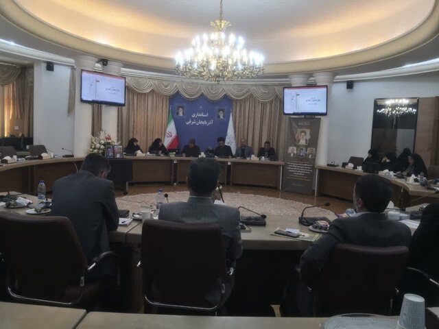 فرمانداران به موضوع جمعیت و خانواده توجه ویژه داشته باشند فرمانداران به موضوع جمعیت و خانواده توجه ویژه داشته باشند