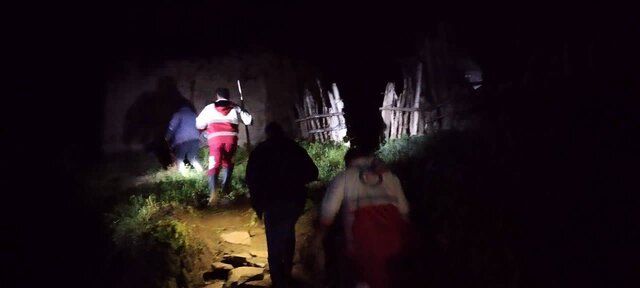 سیل در روستای شیران موجب خسارت به خانهها شد