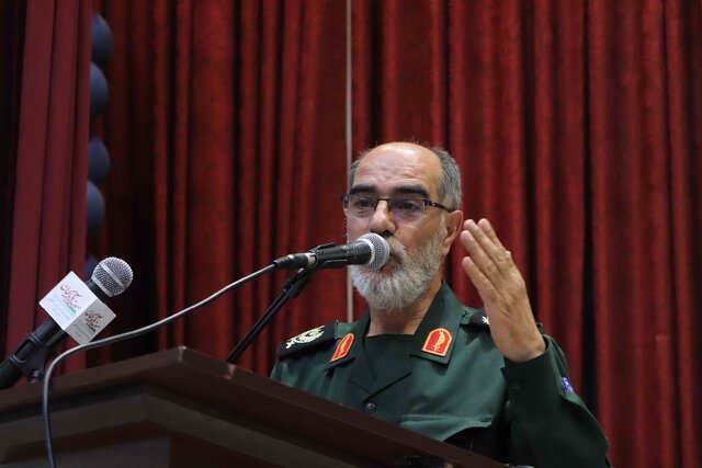 مردم با حضور فعال و انتخاب اصلح، سرنوشت انقلاب را تعیین کنند مردم با حضور فعال و انتخاب اصلح، سرنوشت انقلاب را تعیین کنند