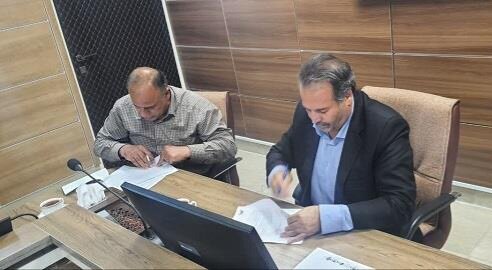 فاز اول طرح آبرسانی شهید مالک رحمتی در حال انجام است فاز اول طرح آبرسانی شهید مالک رحمتی در حال انجام است