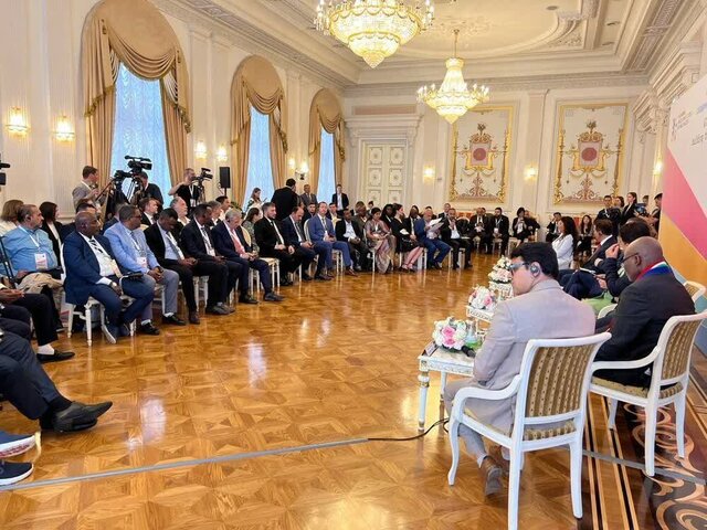 تقویت روابط ایران و بریکس پلاس با تکیه بر پتانسیلهای اقتصادی و استراتژیک تبریز