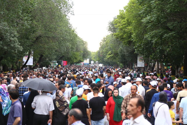 اجتماع ۳۰۰ هزار نفره شهروندان تبریزی در همایش بزرگ پیادهروی غدیر