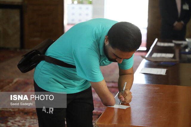 عزت آفرینی به سبک آذربایجانشرقی