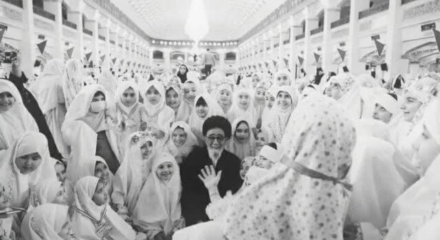 انگشتر استاندار شهید به یک دانشآموز، رسید