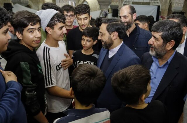 انگشتر استاندار شهید به یک دانشآموز، رسید