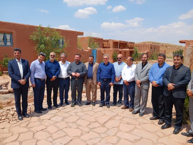 تفرجگاه عینالی تبریز الگویی برای سایر شهرها تفرجگاه عینالی تبریز الگویی برای سایر شهرها