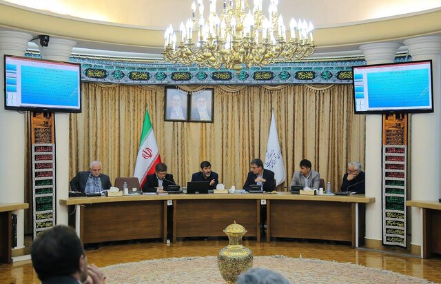 معادن در حوزه اشتغال و کارآفرینی نقش اساسی دارند معادن در حوزه اشتغال و کارآفرینی نقش اساسی دارند