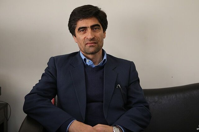 نمایندگان مجلس نباید چوب لای چرخ دولت چهاردهم بگذارند نمایندگان مجلس نباید چوب لای چرخ دولت چهاردهم بگذارند