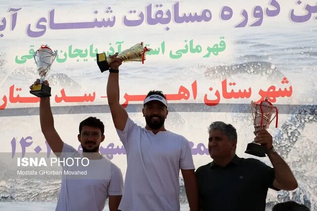 برگزاری هشتمین دوره مسابقات شنای آبهای آزاد قهرمانی استان آذربایجان شرقی در اهر