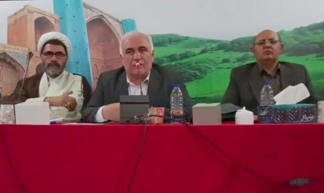 بستر برای فعالیت سرمایهگذاران بخش خصوصی در اهر باید مهیا شود بستر برای فعالیت سرمایهگذاران بخش خصوصی در اهر باید مهیا شود