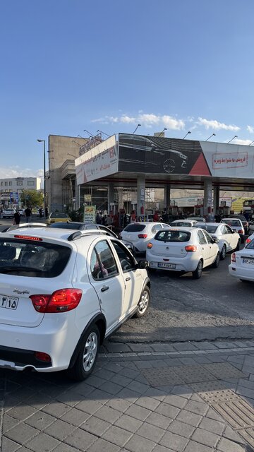 مشکل تعطیلی برخی پمپهای بنزین آذربایجان شرقی تا هفته آینده حل میشود