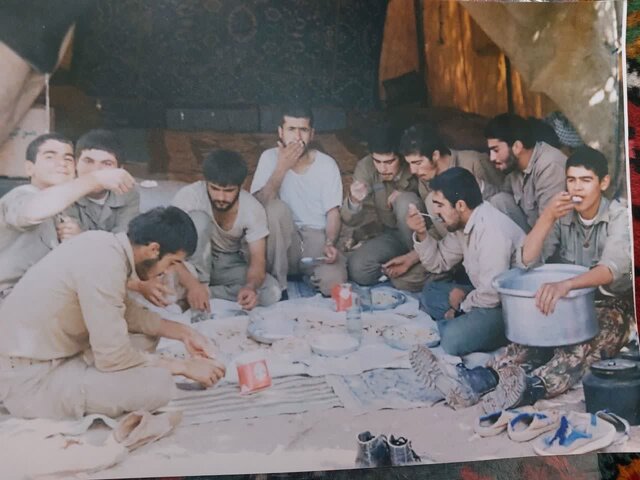 پای صحبتهای مردان خدایی که واژه «ایثار» را معنا بخشیدند