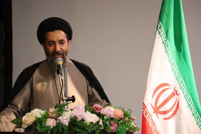 اقتدای مردم آذربایجان شرقی به ولی امر مسلمین در نماز جمعه تهران اقتدای مردم آذربایجان شرقی به ولی امر مسلمین در نماز جمعه تهران