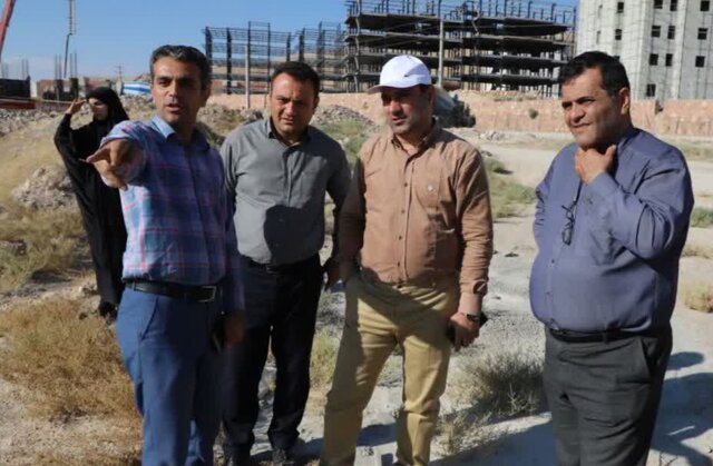 نامگذاری یک مدرسه در شهر جدید سهند به نام شهید نیلفروشان نامگذاری یک مدرسه در شهر جدید سهند به نام شهید نیلفروشان