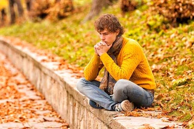 افسردگی فصلی پاییزی و راههای درمان آن افسردگی فصلی پاییزی و راههای درمان آن