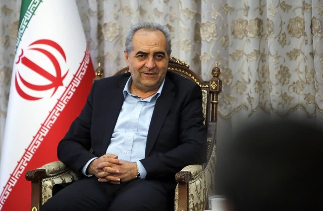 ارتش جمهوری اسلامی ایران الگویی از مردمداری و تخصصگرایی است ارتش جمهوری اسلامی ایران الگویی از مردمداری و تخصصگرایی است