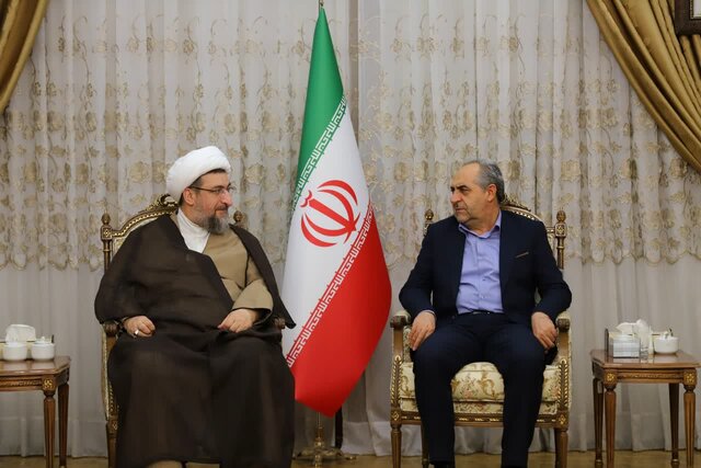 انتظار مردم از مسئولان تلاش برای تسهیلگری جامعه و ارتقای سطح رفاه انتظار مردم از مسئولان تلاش برای تسهیلگری جامعه و ارتقای سطح رفاه