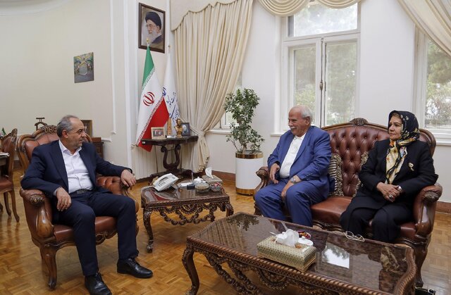 مدیران از اهمیت سرمایههای اجتماعی غافل نشوند مدیران از اهمیت سرمایههای اجتماعی غافل نشوند