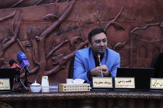 برای رفع مشکلات به جای مچگیری در کنار مدیران شهرداری هستیم برای رفع مشکلات به جای مچگیری در کنار مدیران شهرداری هستیم