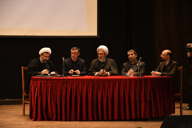 دانشگاه محلی برای بلوغ دانشجویان در تمامی زمینههاست