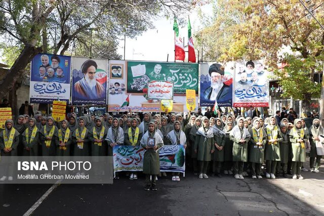 حضور گسترده مردم در راهپیمایی ۱۳ آبان نماد وحدت و همبستگی با مردم مظلوم فلسطین است