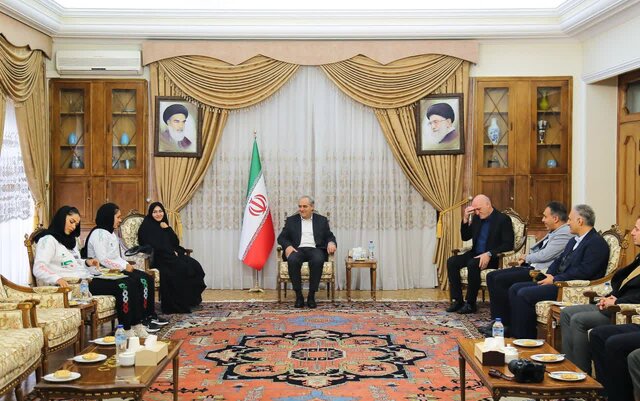 قدردانی استاندار آذربایجان شرقی از ثنا زارع و معصومه داناپور، قهرمانان قایقرانی جوانان جهان قدردانی استاندار آذربایجان شرقی از ثنا زارع و معصومه داناپور، قهرمانان قایقرانی جوانان جهان