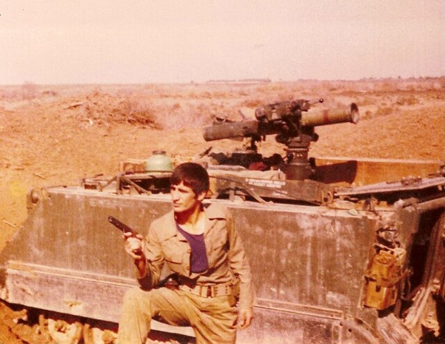 روایتی از کهنه سرباز ایرانی معروف به شکارچی تانکها روایتی از کهنه سرباز ایرانی معروف به شکارچی تانکها