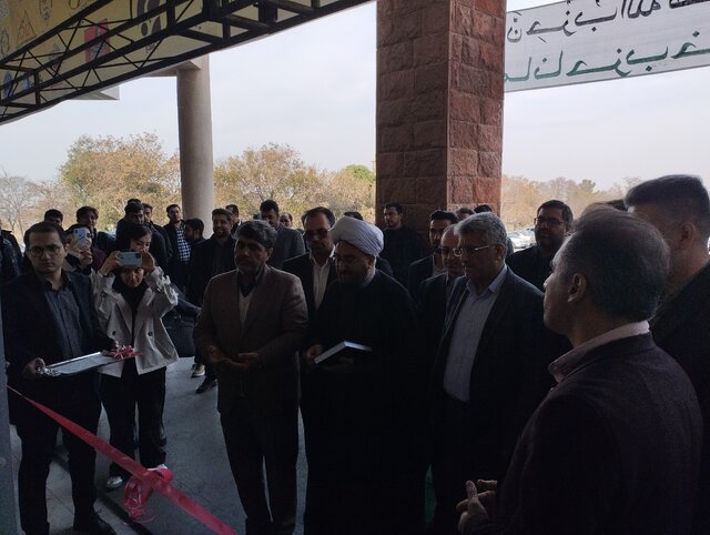 افتتاح اولین نمایشگاه کار و هدایت شغلی در دانشگاه شهید مدنی آذربایجان افتتاح اولین نمایشگاه کار و هدایت شغلی در دانشگاه شهید مدنی آذربایجان