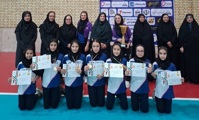 سومین تاجگذاری دختران بدمینتون باز تبریزی سومین تاجگذاری دختران بدمینتون باز تبریزی