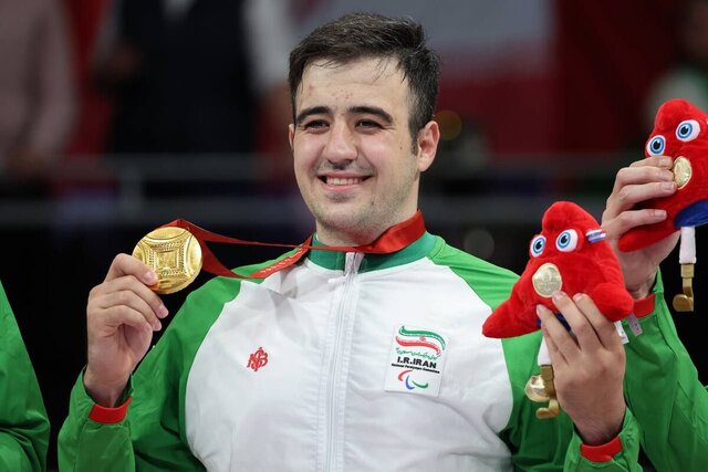 پنجهای که طلایی شد! پنجهای که طلایی شد!