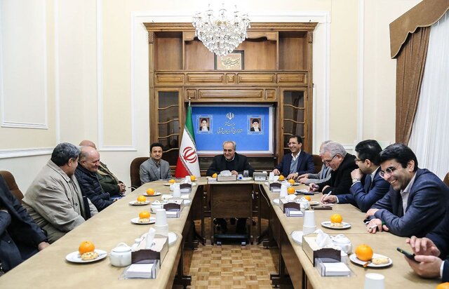 جمعههای کاری استاندار آذربایجان شرقی در خدمت رونق تولید جمعههای کاری استاندار آذربایجان شرقی در خدمت رونق تولید