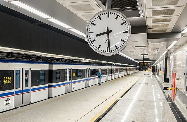 تغییر ساعات خدماترسانی متروی تبریز از یکم دی ماه تغییر ساعات خدماترسانی متروی تبریز از یکم دی ماه