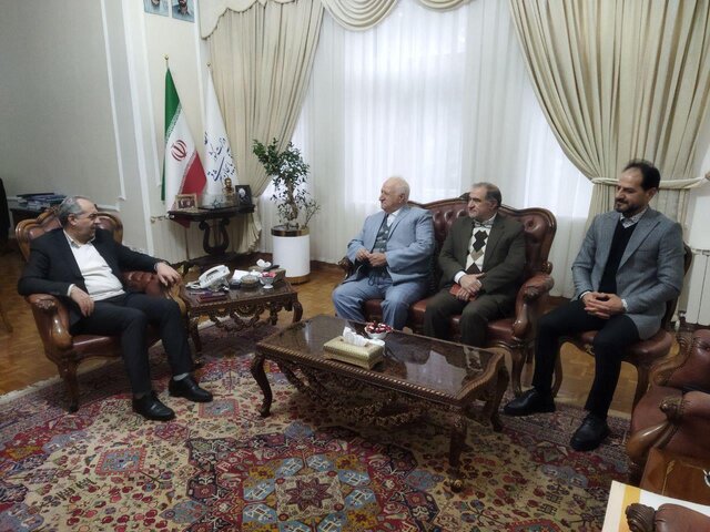 استاندار آذربایجان شرقی: با همه توان از حوزه تولید حمایت میکنیم استاندار آذربایجان شرقی: با همه توان از حوزه تولید حمایت میکنیم