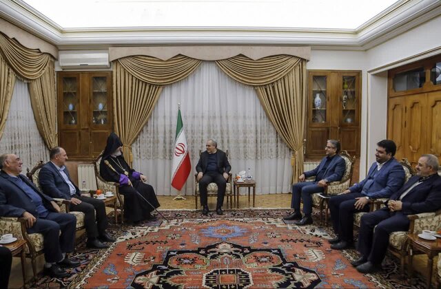 ضرورت تقویت وفاق ملی با پاسداشت حقوق اقلیتهای دینی ضرورت تقویت وفاق ملی با پاسداشت حقوق اقلیتهای دینی