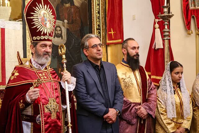 جمهوری اسلامی ایران، جایی است که مسلمانان و مسیحیان با یکدیگر برادرند جمهوری اسلامی ایران، جایی است که مسلمانان و مسیحیان با یکدیگر برادرند