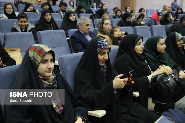 رسانهها باید سبب هدایت مردم شوند